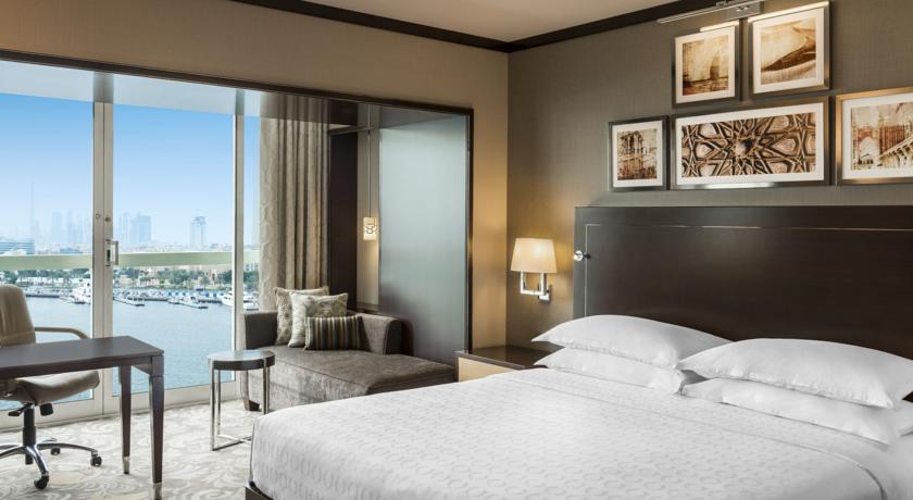 Sheraton Dubai Creek Hotel & Towers