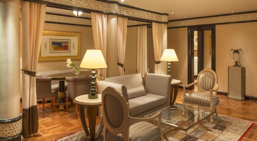 Sheraton Abu Dhabi Hotel & Resort