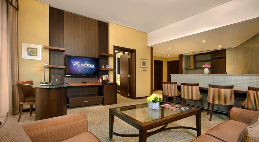 TIME Oak Hotel & Suites